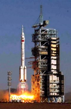 Il lancio della Shenzhou 5